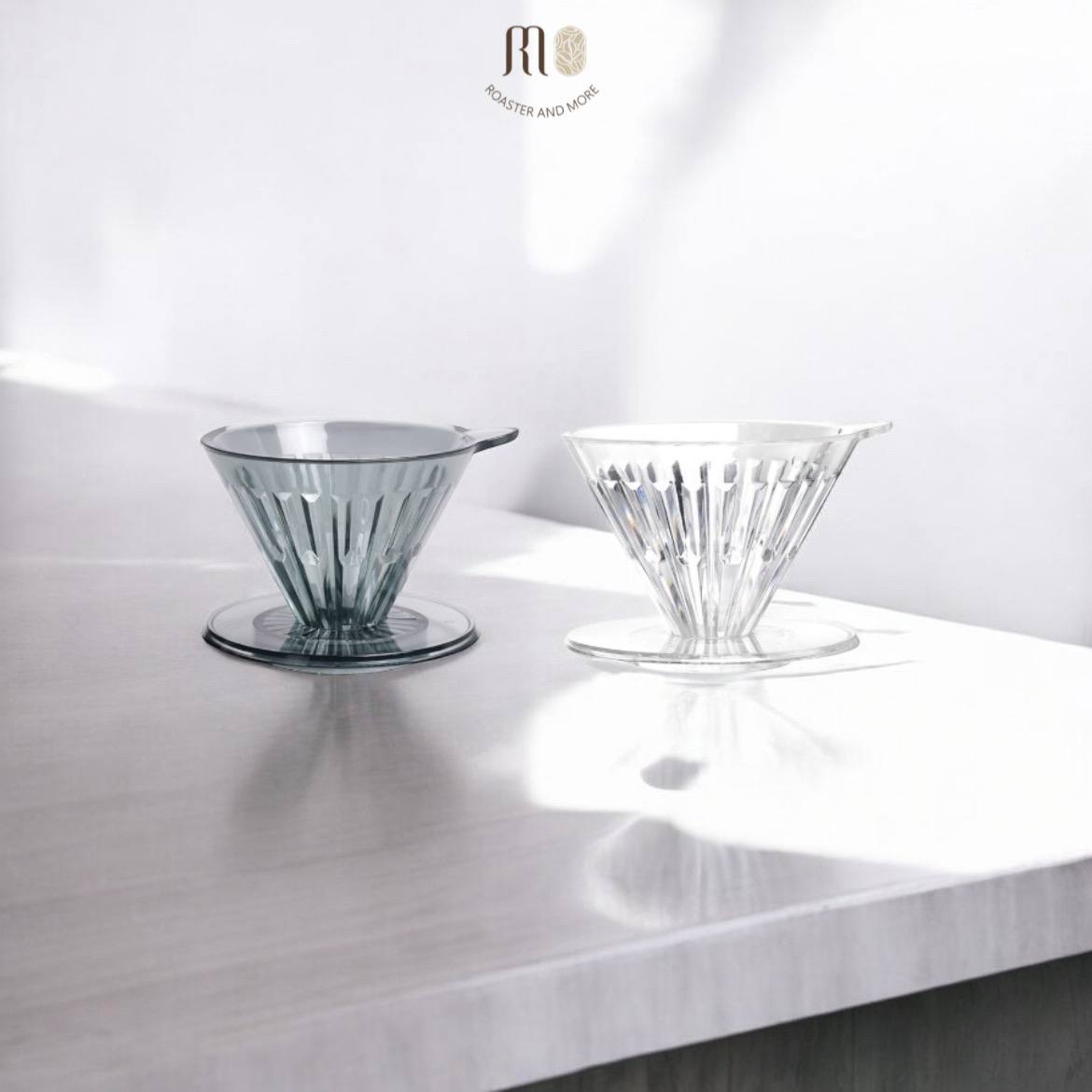 قمع زجاجي تايم مور ، اللون سموكي قري حجم V00و V01 و V02